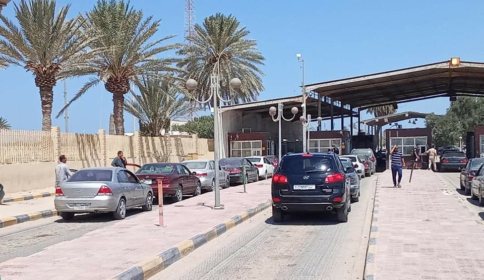 فيما يعتبر اتفاق زوارة بين الليبيين هشا..   استئناف الحركة بمعبر رأس جدير بـ"نسق حذر"